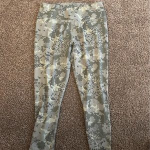 Workout leggings from Maurice’s! Only worn a few times!